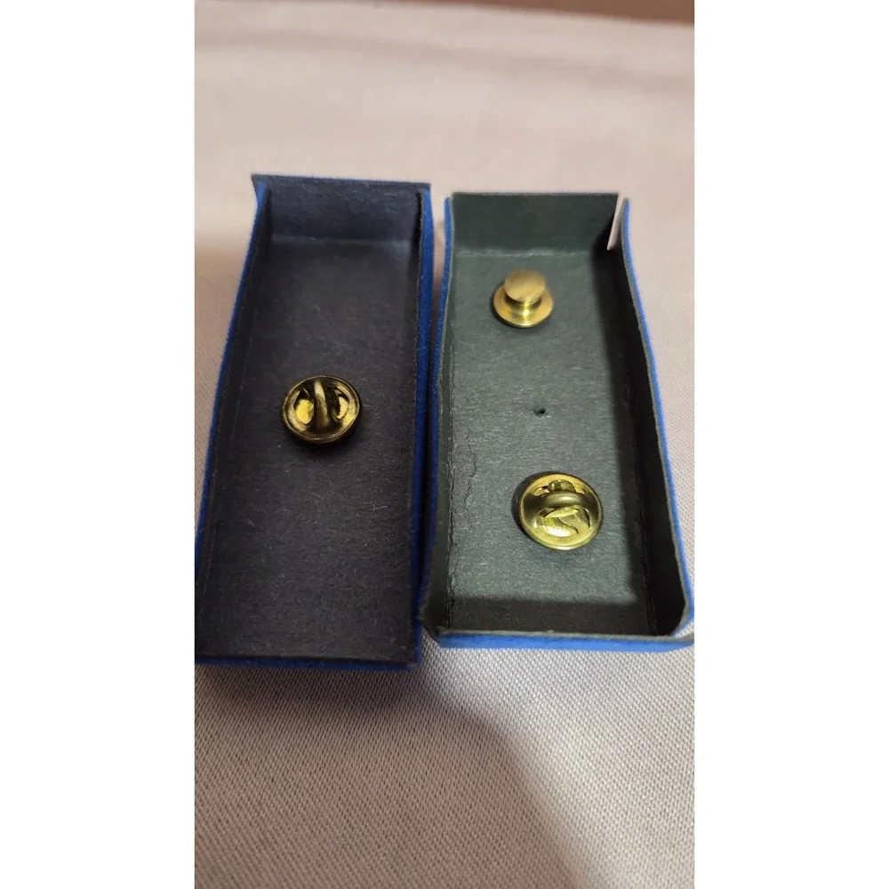 US 10-, 15- & 20-Years Federal Government Service Employee Lapel Hat Pins - Picture 4 of 4